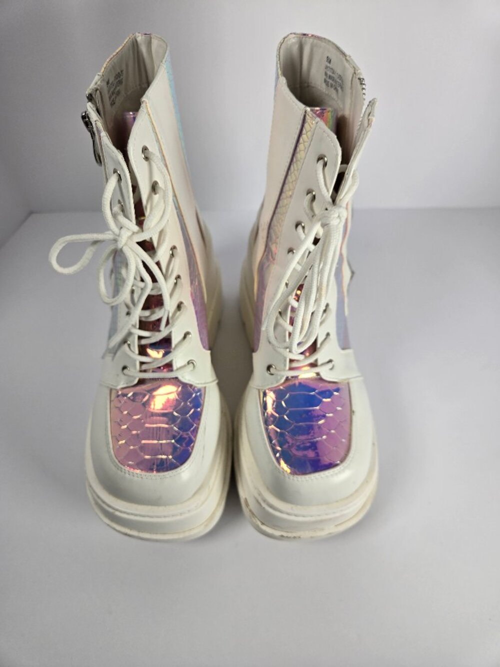 YRU Radio Holo White Iridescent Platform Combat Boots Mermaid Festival Size 9M